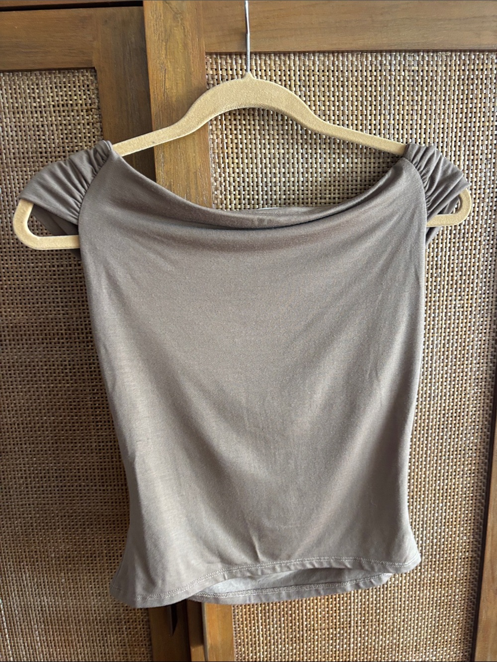 REFORMATION Cello Knit Top Gray Brown Womens Size Small Cute Off The Shoulder - Picture 5 of 6